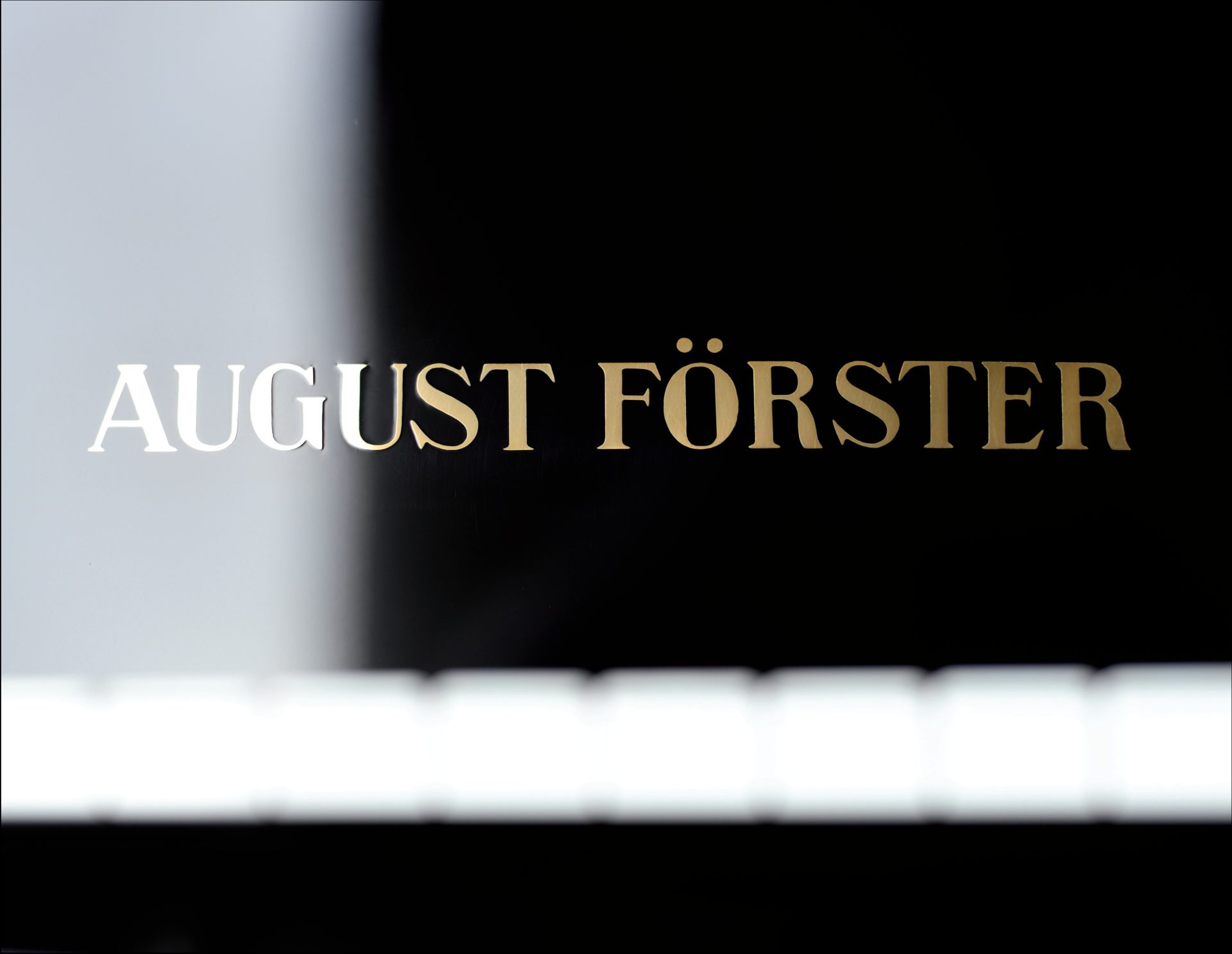 August Förster
125 F